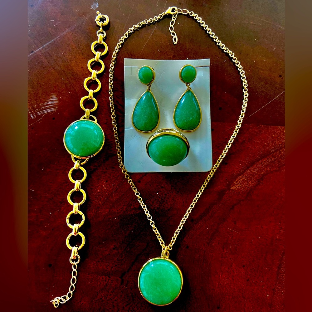 Brazilian Green Aventurine Set Necklace,Bracelet,Ring ,Earrings.Made in Brazil